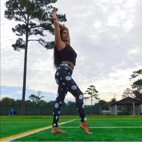 High Waisted Workout Pants, Polk A Dots, Women’s Size M - Picture 3 of 5